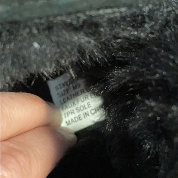 Limited Edition Loafers/Moccasin - Picture 4 of 7